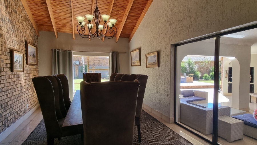 6 Bedroom Property for Sale in Sunward Park Gauteng