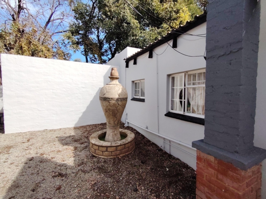 7 Bedroom Property for Sale in Aston Manor Gauteng