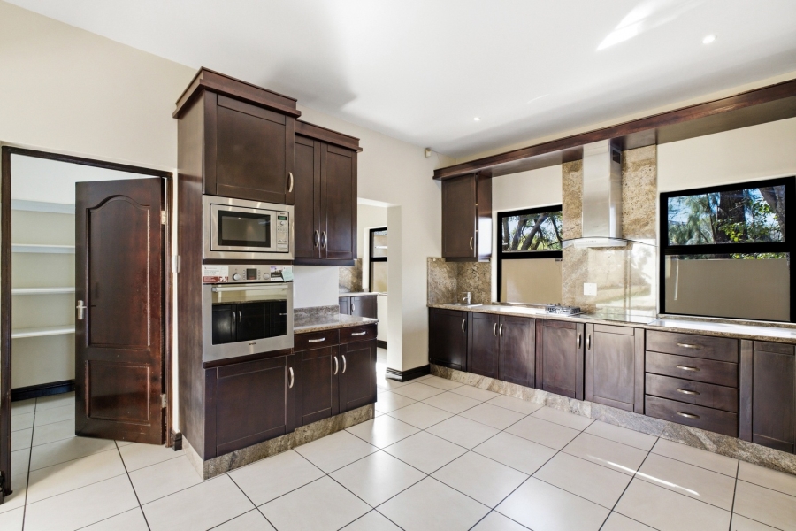 To Let 4 Bedroom Property for Rent in Dainfern Golf Estate Gauteng