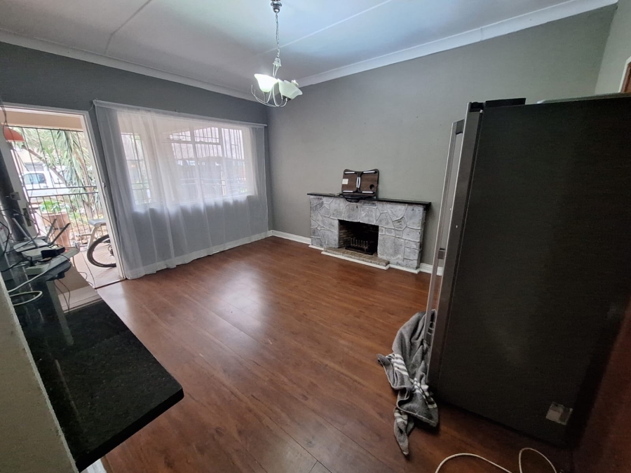 5 Bedroom Property for Sale in Annlin Gauteng