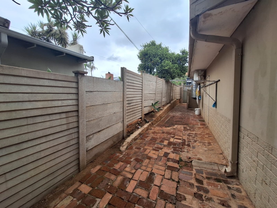 5 Bedroom Property for Sale in Annlin Gauteng