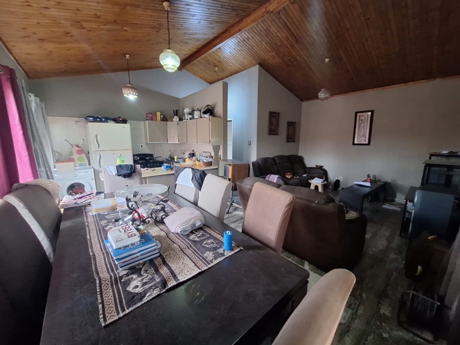5 Bedroom Property for Sale in Annlin Gauteng