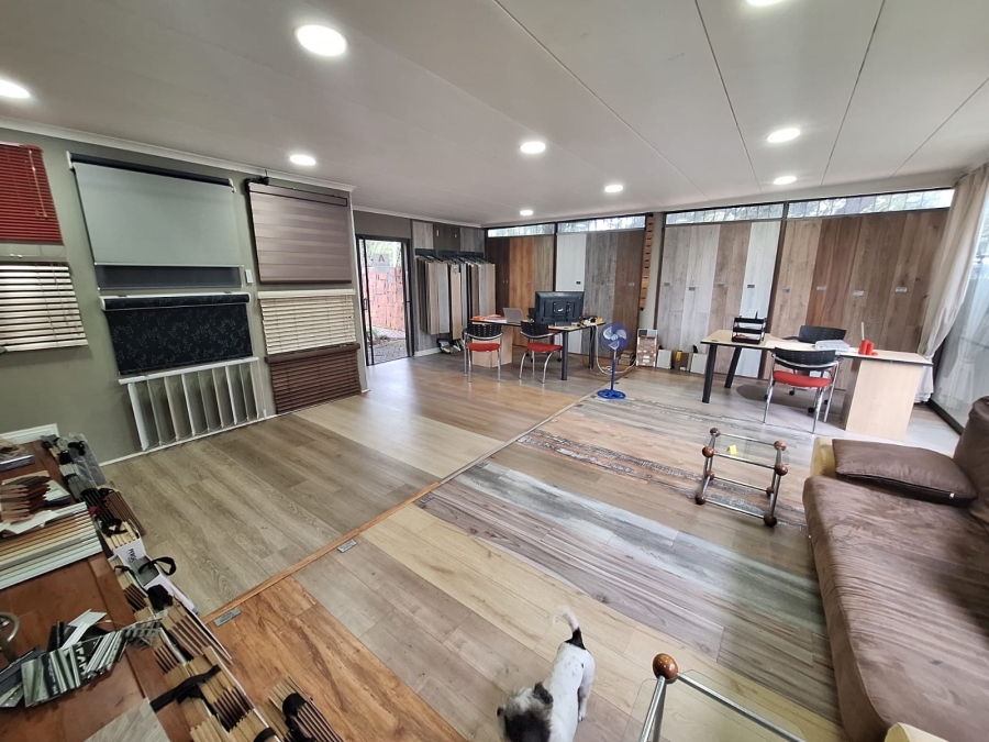 5 Bedroom Property for Sale in Annlin Gauteng