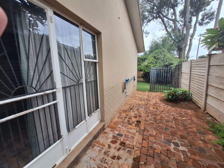 5 Bedroom Property for Sale in Annlin Gauteng