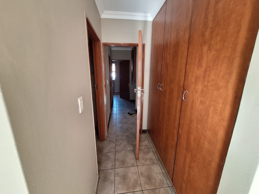 2 Bedroom Property for Sale in Montana Gauteng