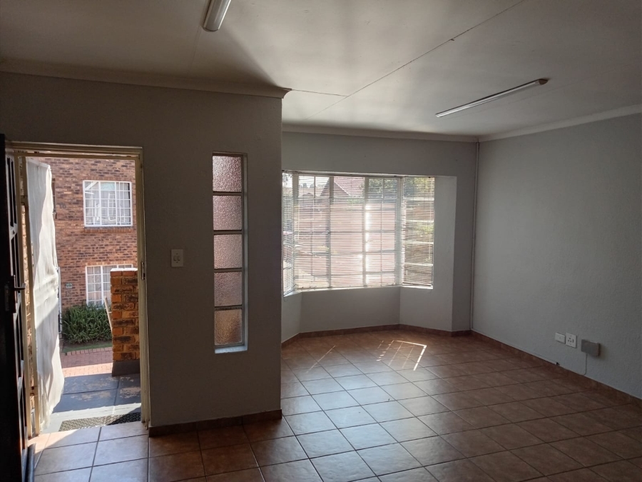 To Let 2 Bedroom Property for Rent in Atlasville Gauteng