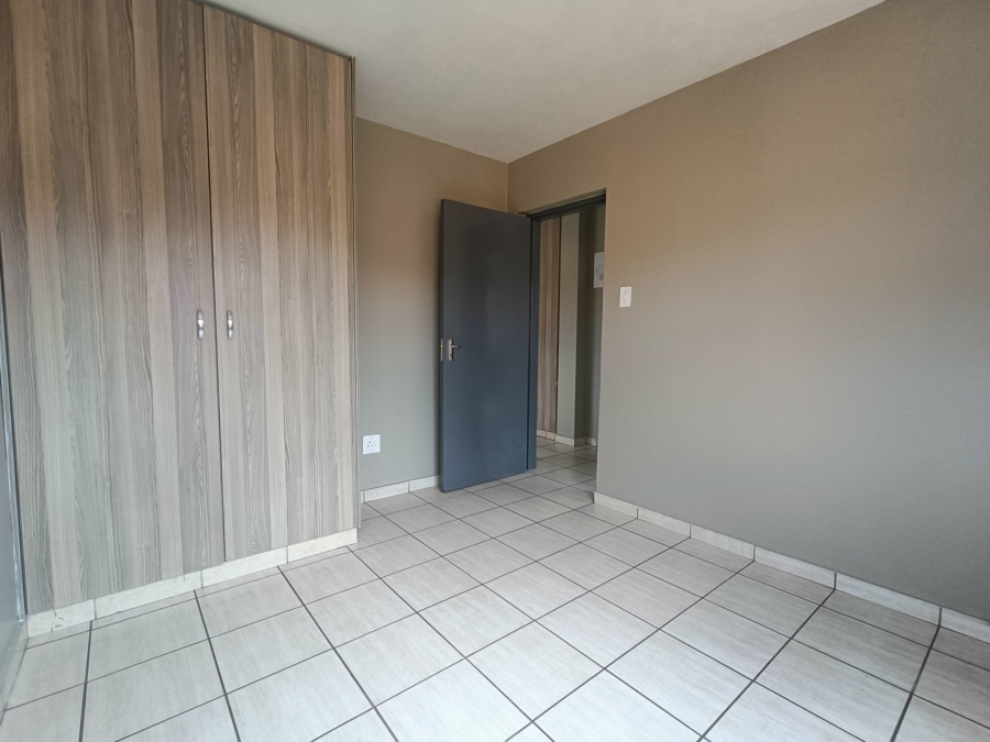 2 Bedroom Property for Sale in Turf Club Gauteng