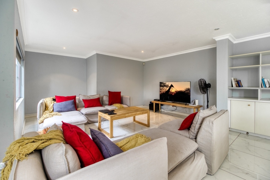 To Let 4 Bedroom Property for Rent in Dainfern Golf Estate Gauteng