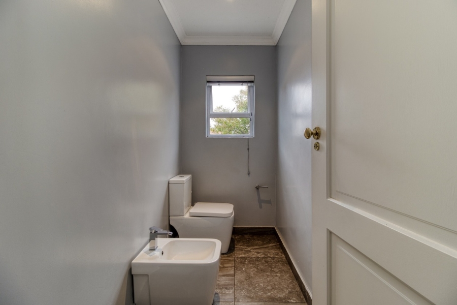 To Let 4 Bedroom Property for Rent in Dainfern Golf Estate Gauteng