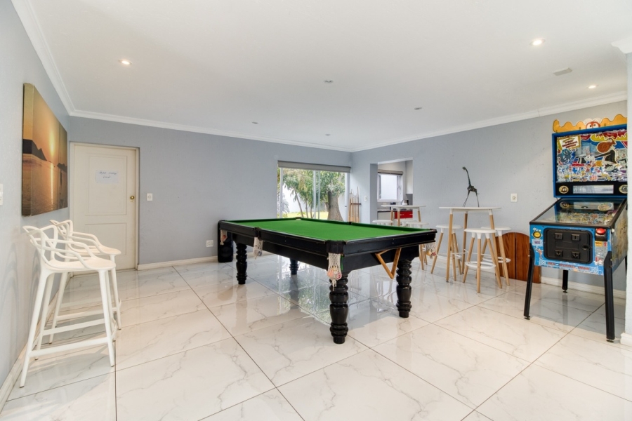 To Let 4 Bedroom Property for Rent in Dainfern Golf Estate Gauteng