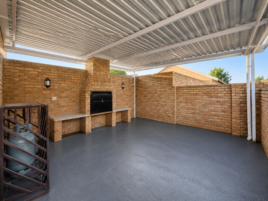 3 Bedroom Property for Sale in Celtisdal Gauteng