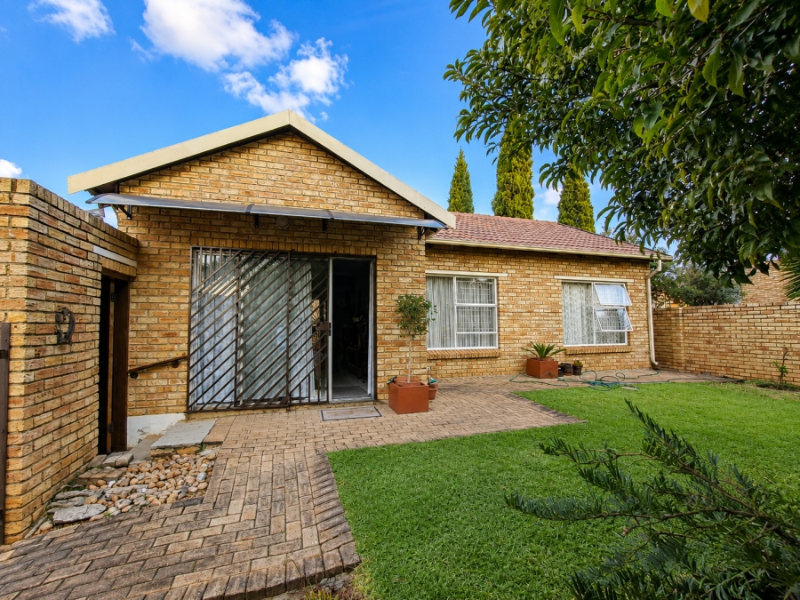 3 Bedroom Property for Sale in Celtisdal Gauteng