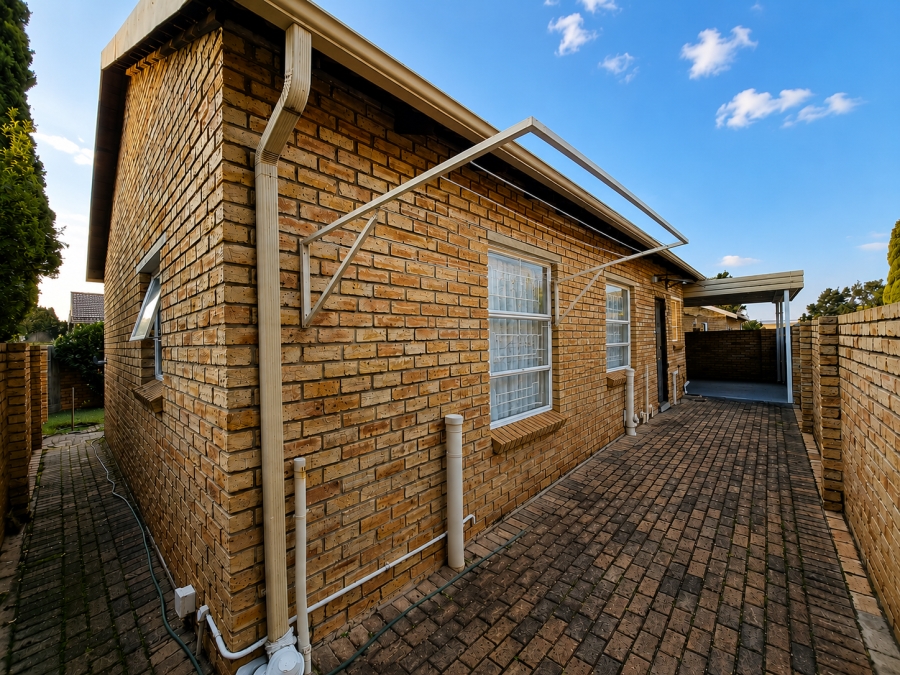 3 Bedroom Property for Sale in Celtisdal Gauteng