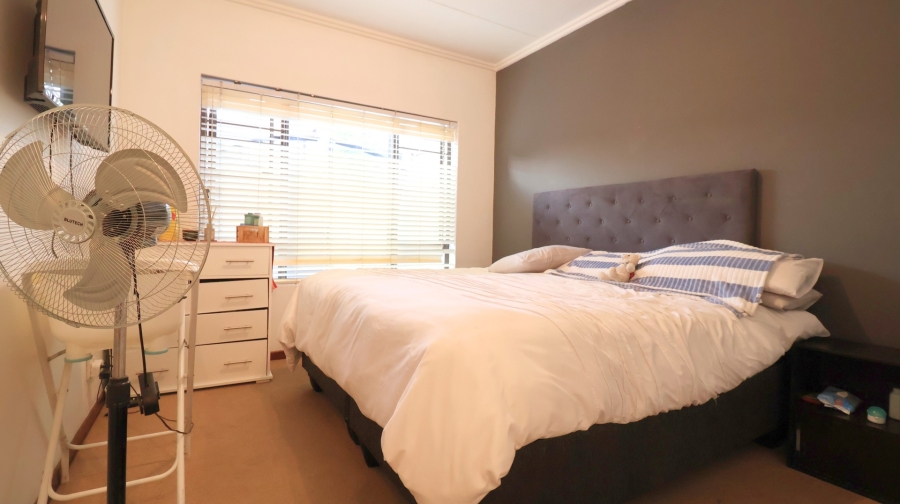 To Let 2 Bedroom Property for Rent in Lonehill Gauteng