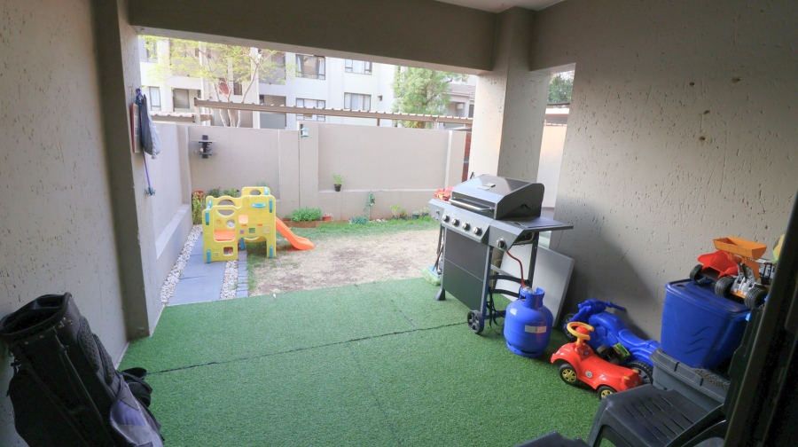 To Let 2 Bedroom Property for Rent in Lonehill Gauteng