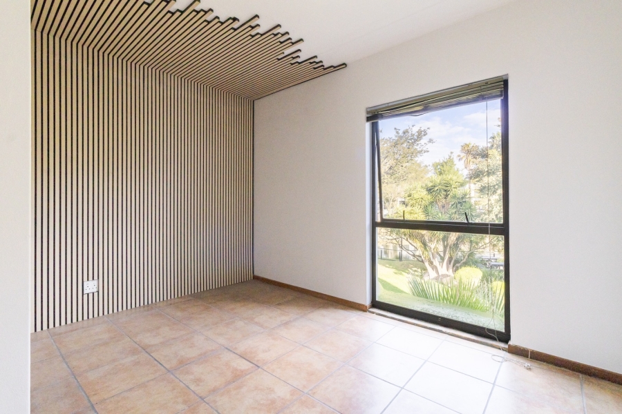 To Let 2 Bedroom Property for Rent in Magaliessig Gauteng