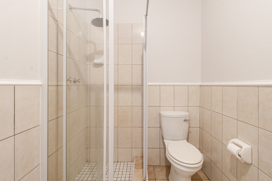To Let 2 Bedroom Property for Rent in Magaliessig Gauteng
