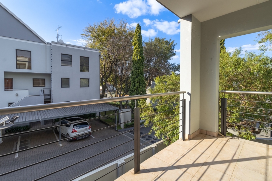 To Let 2 Bedroom Property for Rent in Magaliessig Gauteng