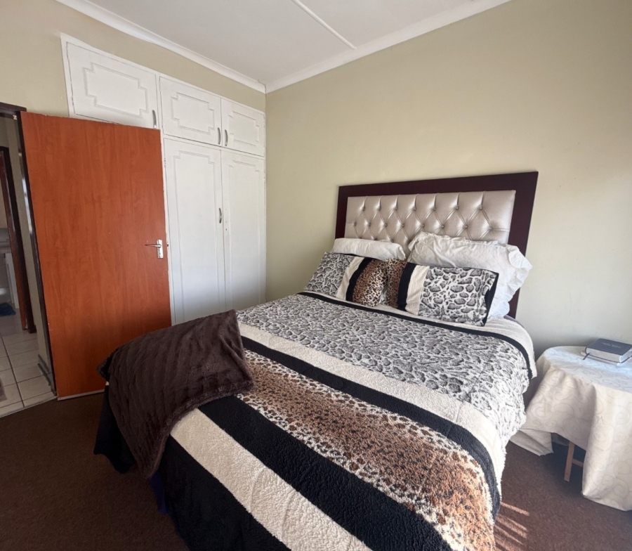 5 Bedroom Property for Sale in Ormonde Gauteng