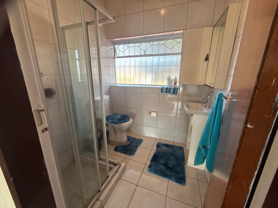 5 Bedroom Property for Sale in Ormonde Gauteng