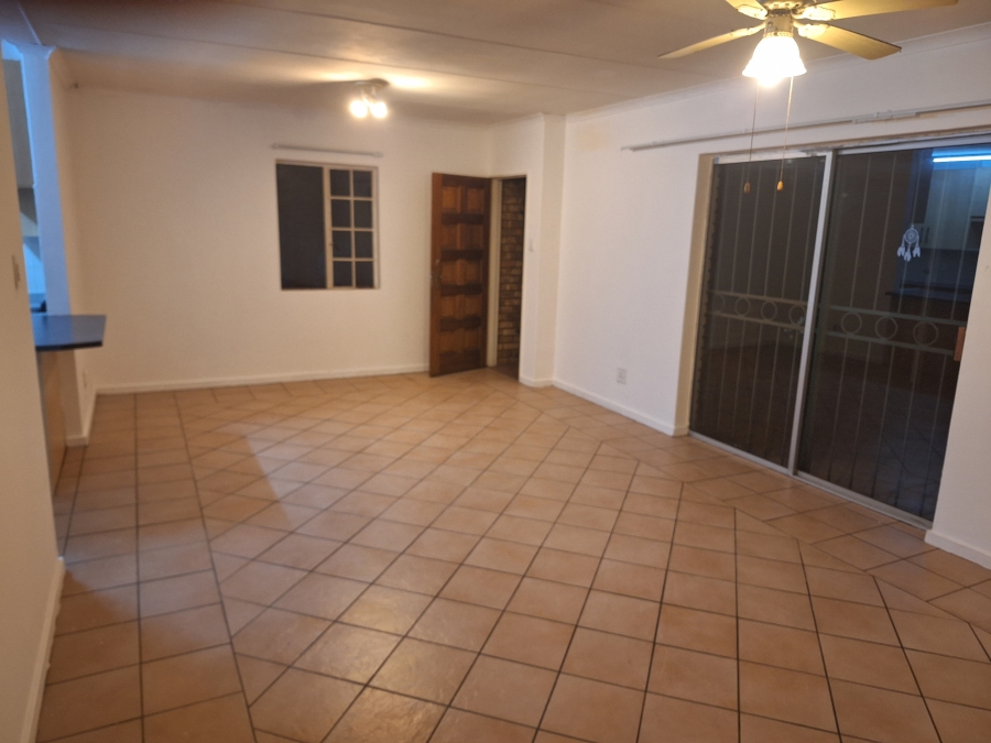 To Let 2 Bedroom Property for Rent in Die Hoewes Gauteng