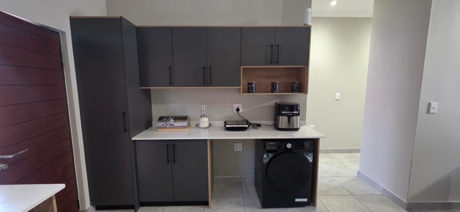 To Let 3 Bedroom Property for Rent in Boardwalk Villas Gauteng