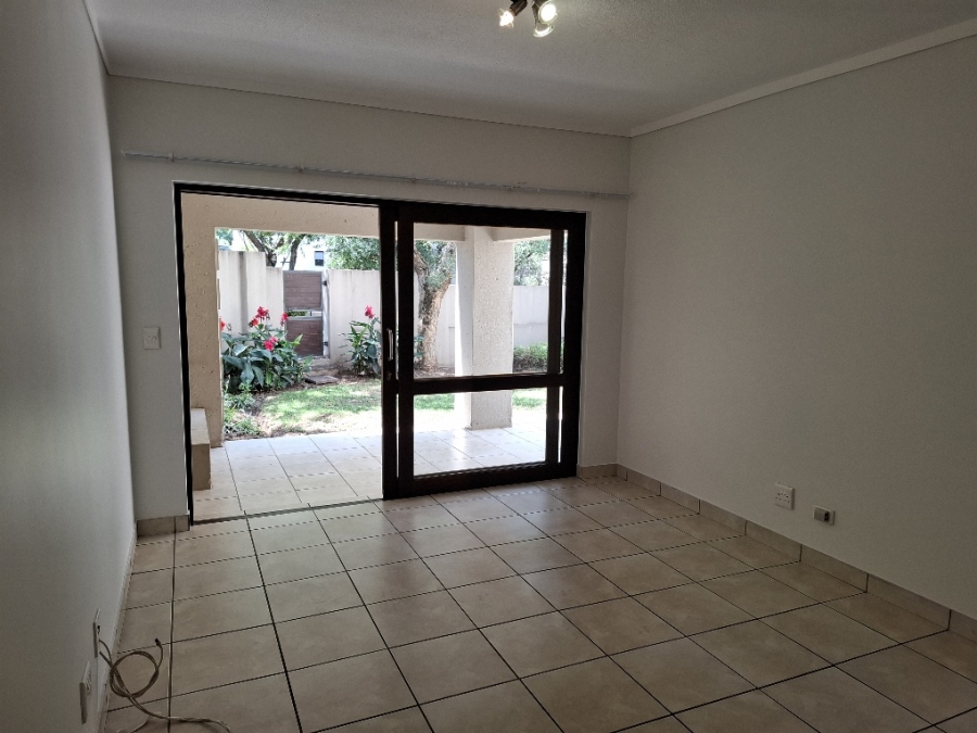 To Let 1 Bedroom Property for Rent in Fourways Gauteng