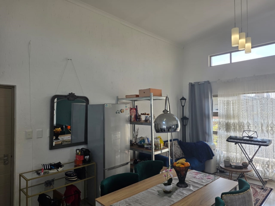 To Let 2 Bedroom Property for Rent in Lonehill Gauteng