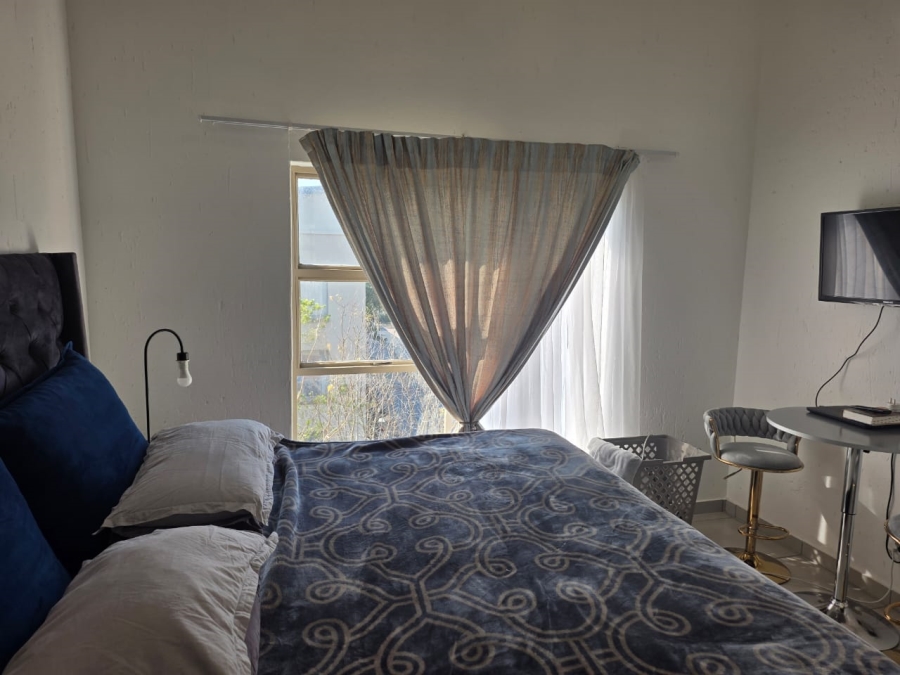 To Let 2 Bedroom Property for Rent in Lonehill Gauteng