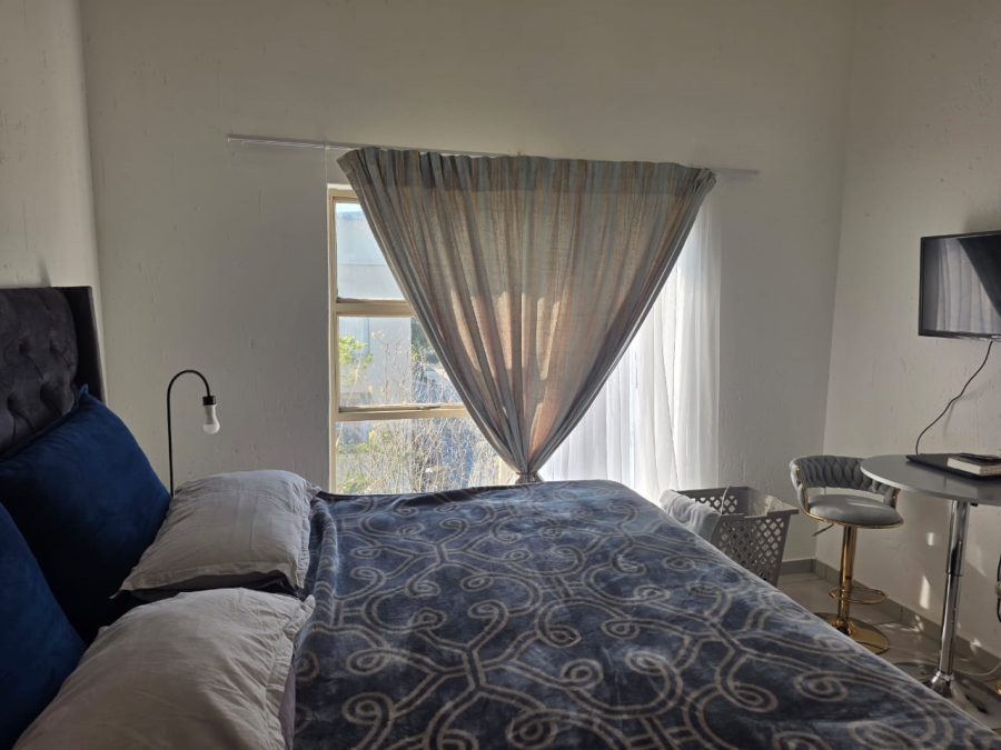 To Let 2 Bedroom Property for Rent in Lonehill Gauteng