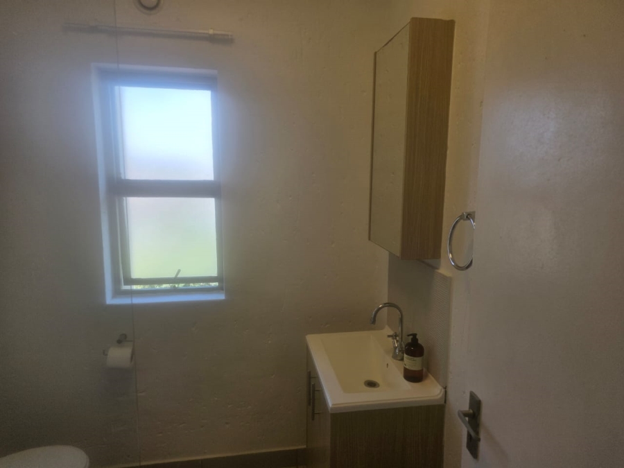 To Let 2 Bedroom Property for Rent in Lonehill Gauteng