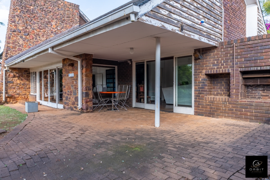 4 Bedroom Property for Sale in Waterkloof Gauteng