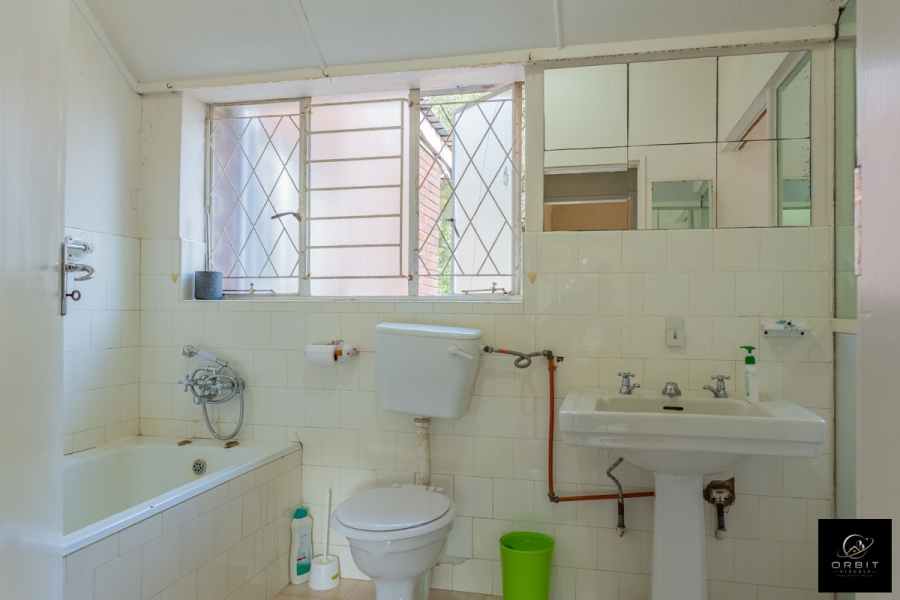 4 Bedroom Property for Sale in Waterkloof Gauteng