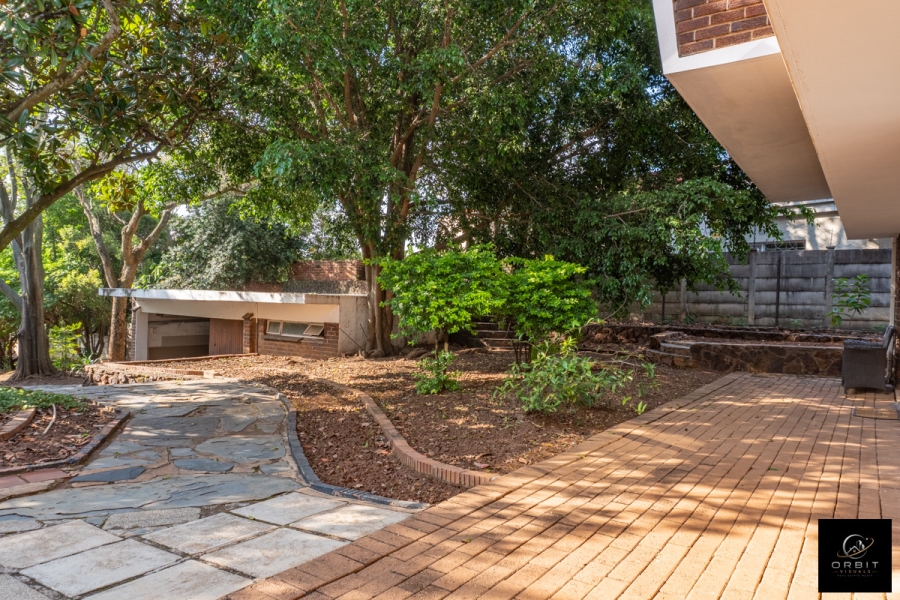 4 Bedroom Property for Sale in Waterkloof Gauteng