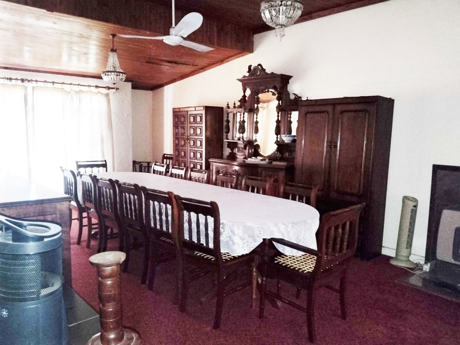 6 Bedroom Property for Sale in Sunset View A H Gauteng