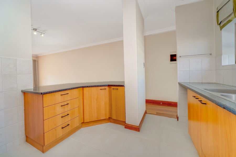 2 Bedroom Property for Sale in Bryanston Gauteng