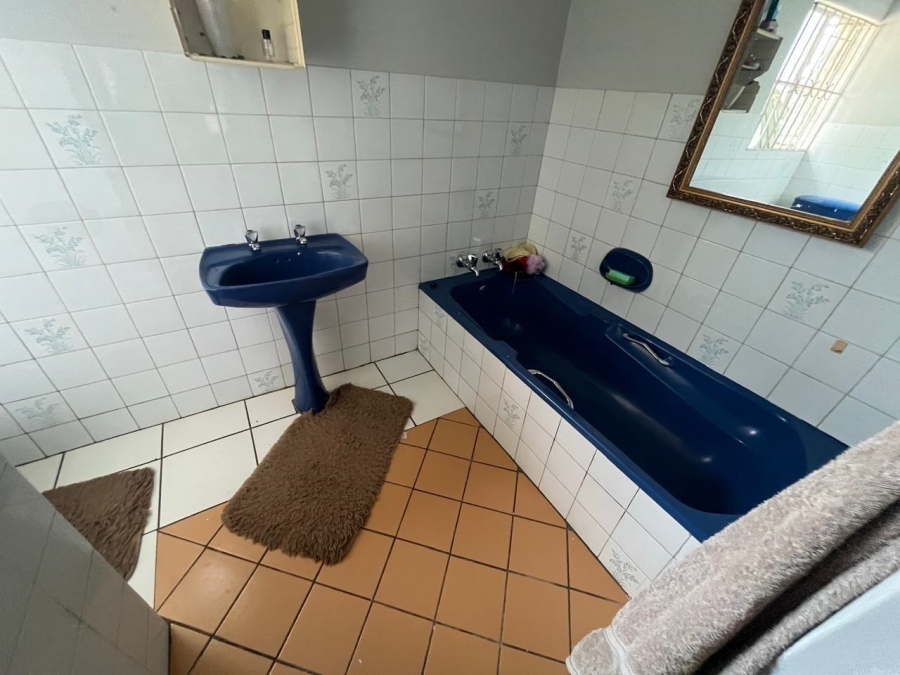 3 Bedroom Property for Sale in Brackendowns Gauteng