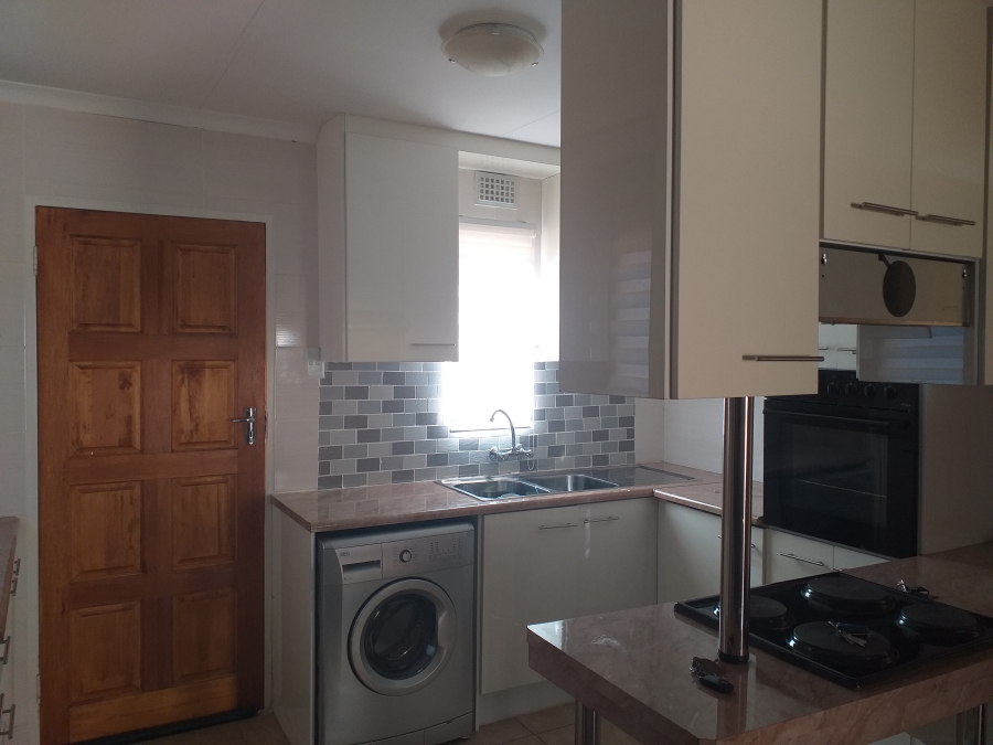 To Let 3 Bedroom Property for Rent in Leopard