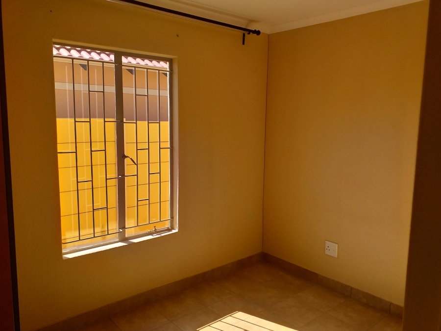 To Let 3 Bedroom Property for Rent in Leopard
