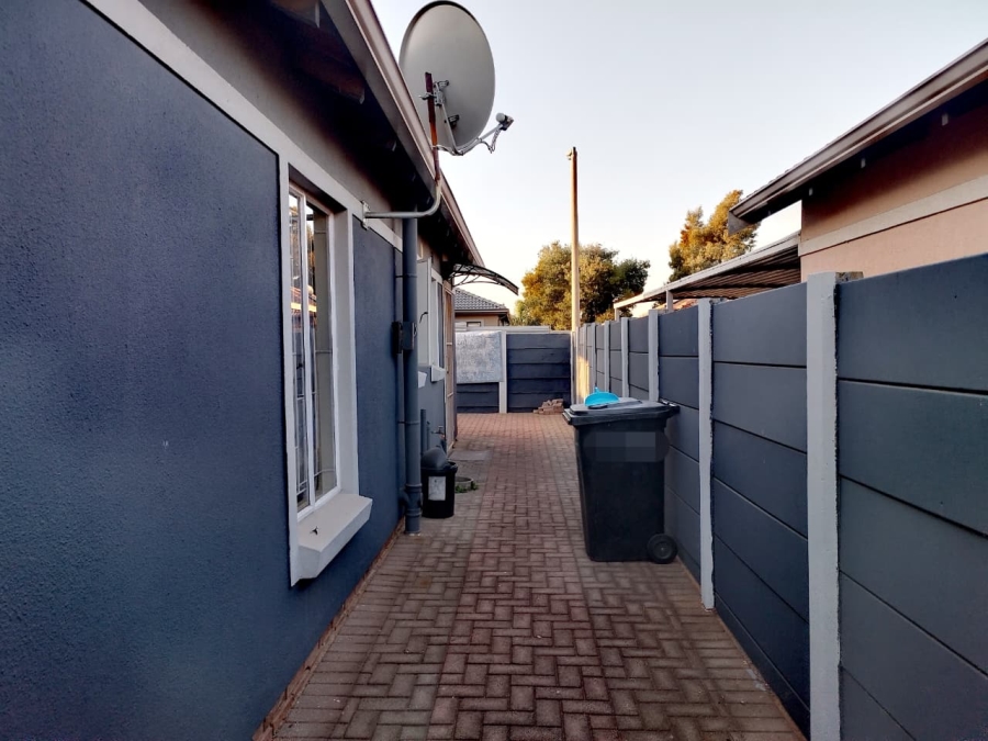 To Let 3 Bedroom Property for Rent in Leopard