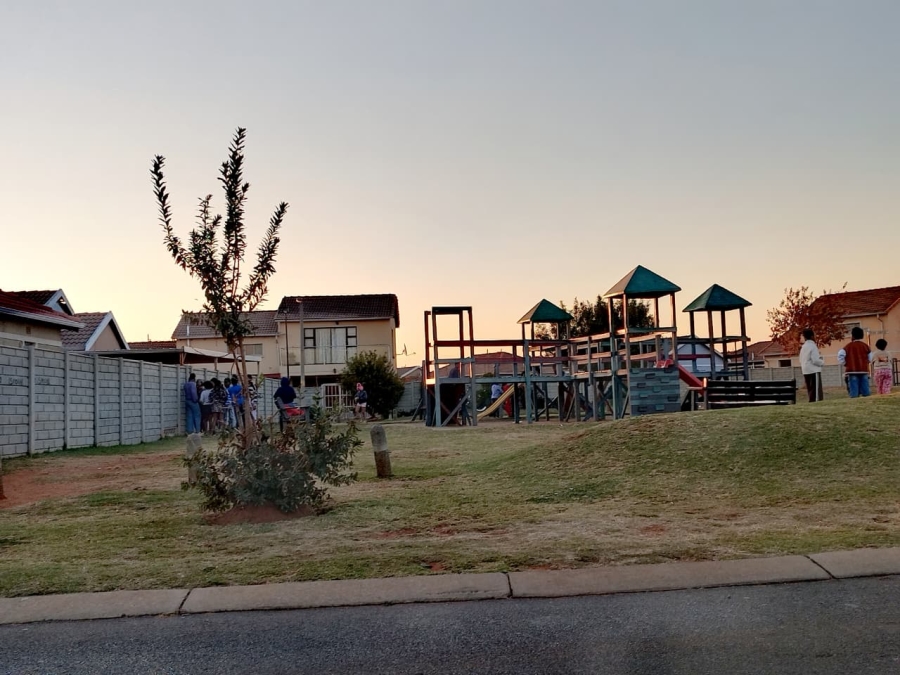 To Let 3 Bedroom Property for Rent in Leopard