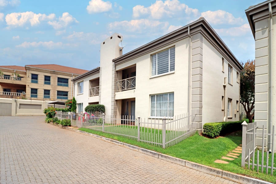 To Let 2 Bedroom Property for Rent in Oriel Gauteng