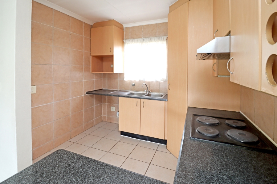 To Let 2 Bedroom Property for Rent in Oriel Gauteng