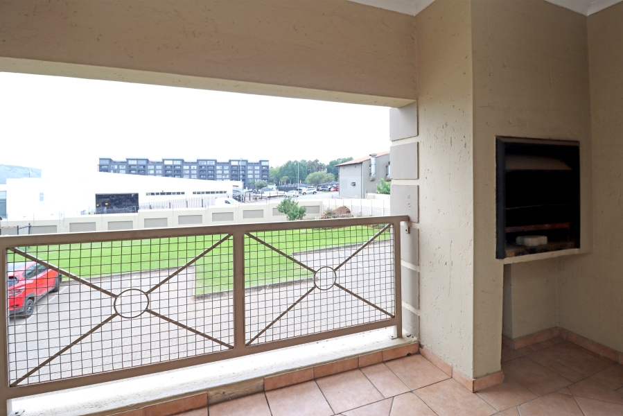 To Let 2 Bedroom Property for Rent in Oriel Gauteng