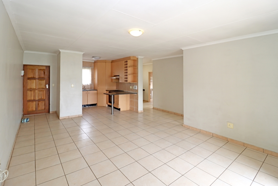 To Let 2 Bedroom Property for Rent in Oriel Gauteng