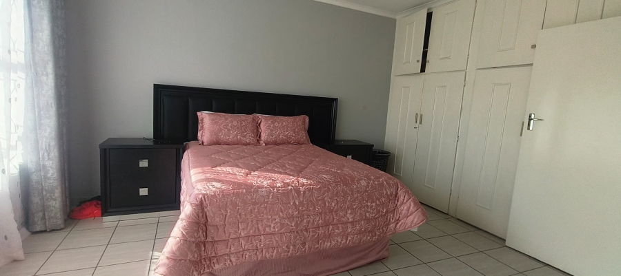 To Let 3 Bedroom Property for Rent in Horizon View Gauteng