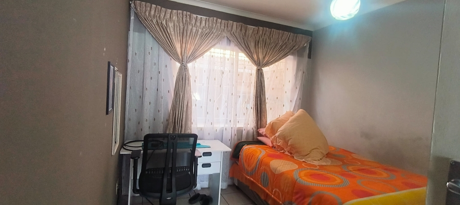 To Let 3 Bedroom Property for Rent in Horizon View Gauteng