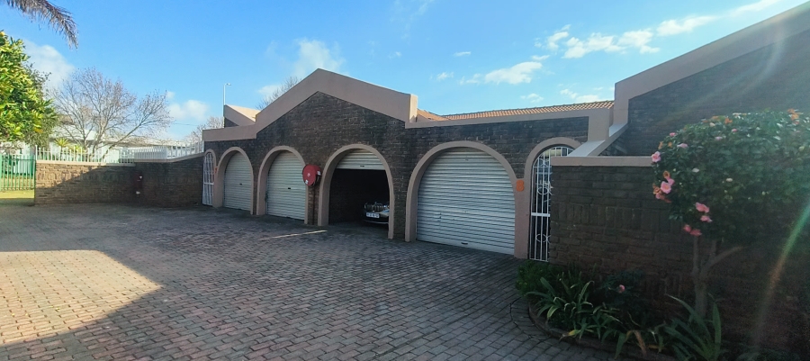To Let 3 Bedroom Property for Rent in Horizon View Gauteng