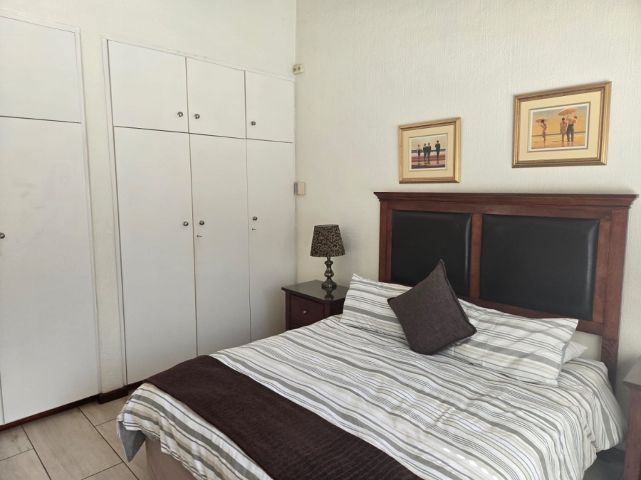 To Let 2 Bedroom Property for Rent in Sandown Gauteng