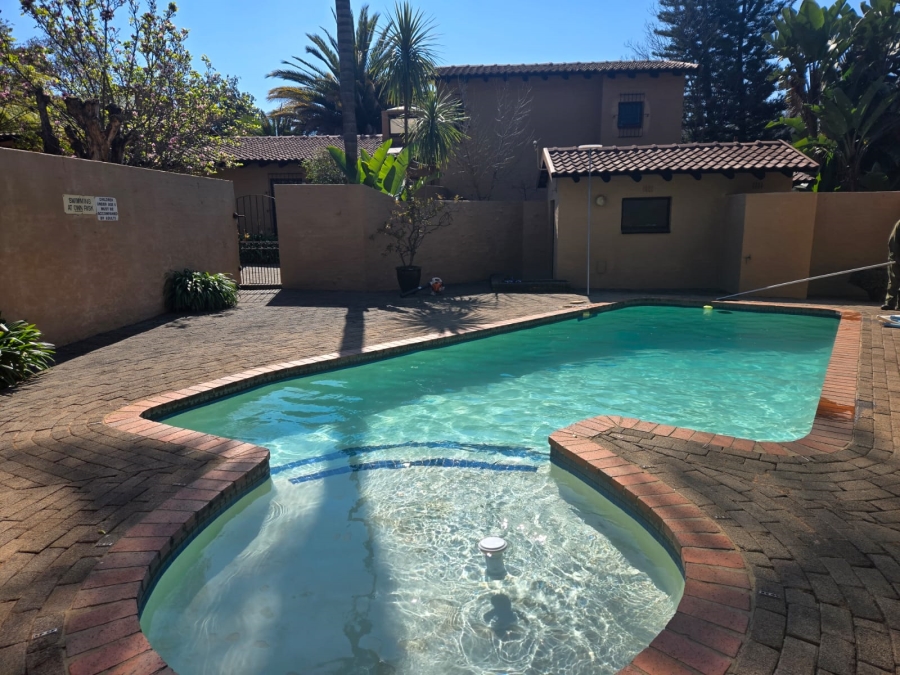 To Let 2 Bedroom Property for Rent in Sandown Gauteng